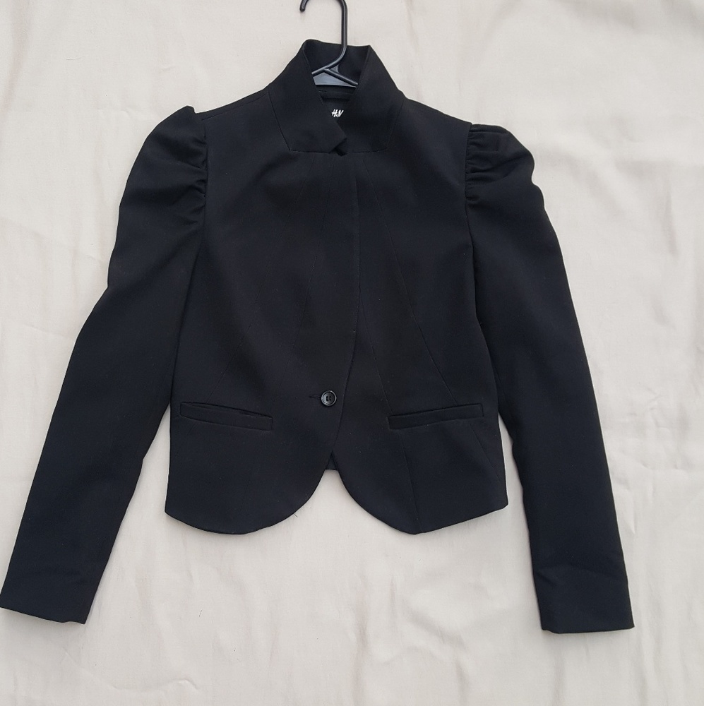 H&M Blazer - Picture 2 of 3